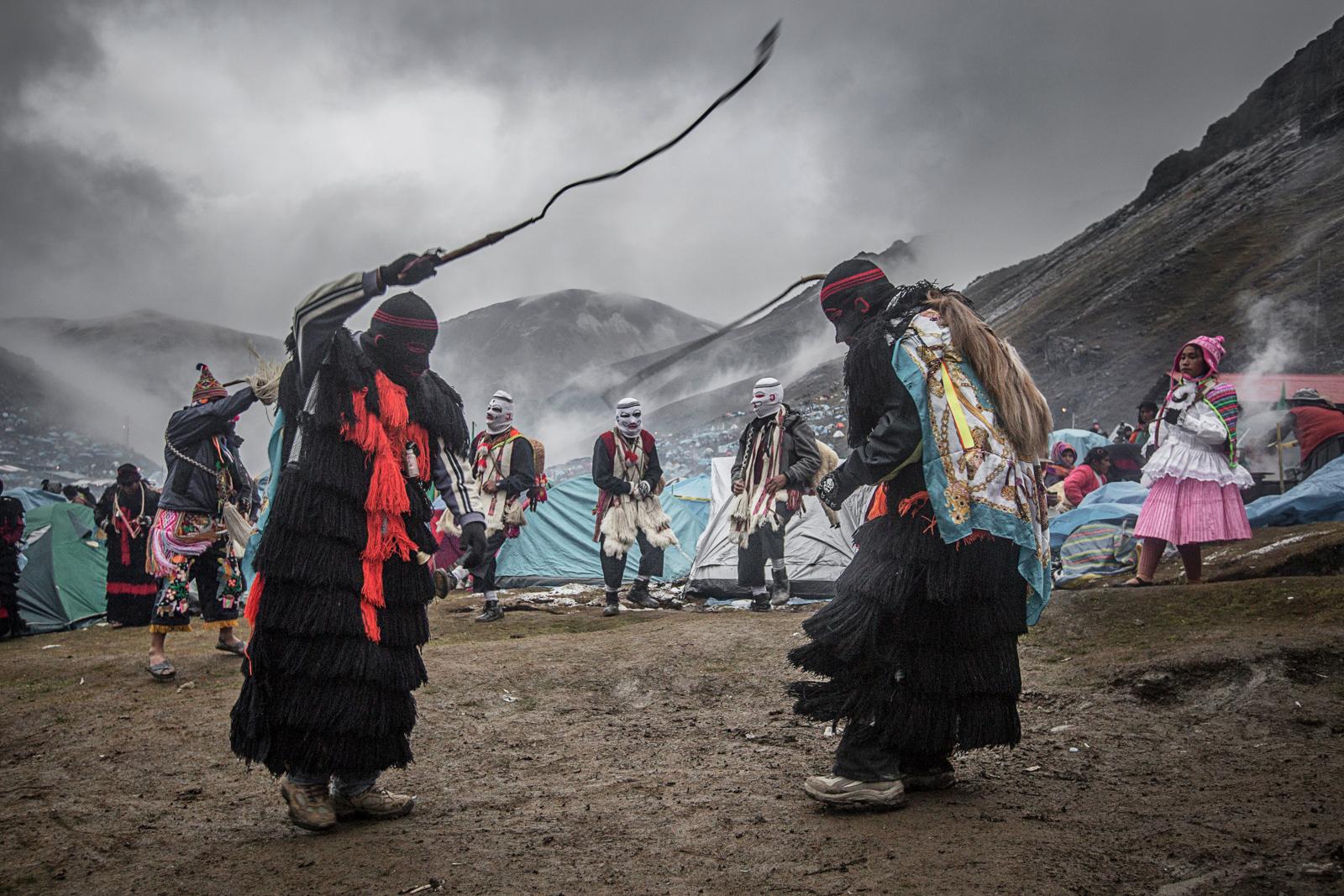 Ukukus ethnic group use to danc...and keep order among pilgrims. 