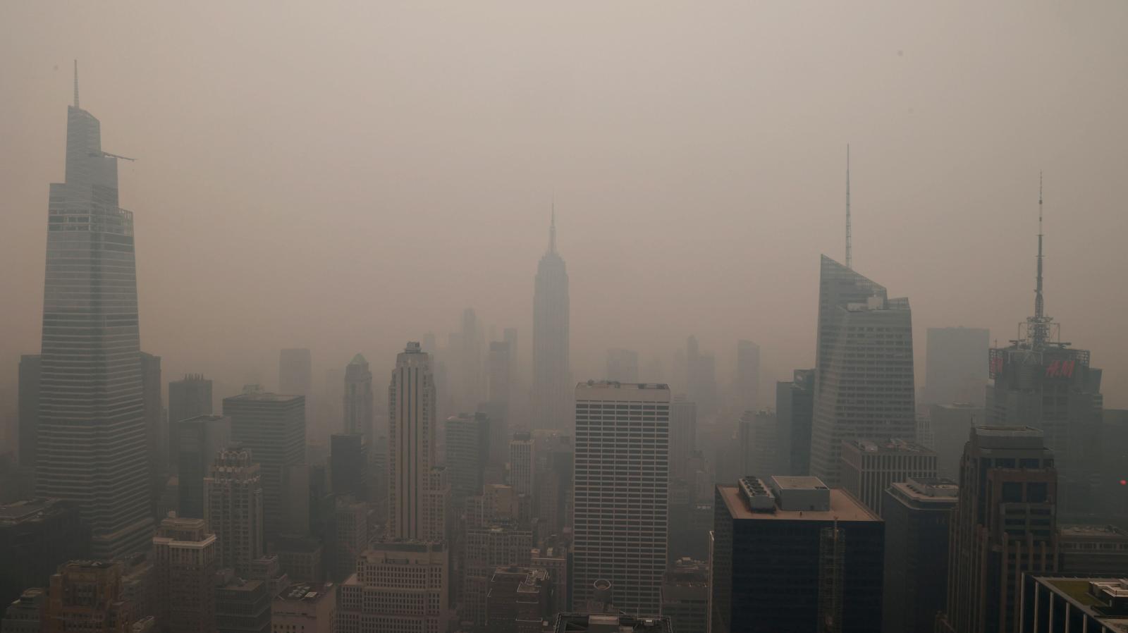 New York City enveloped by Canadian wildfires smoke