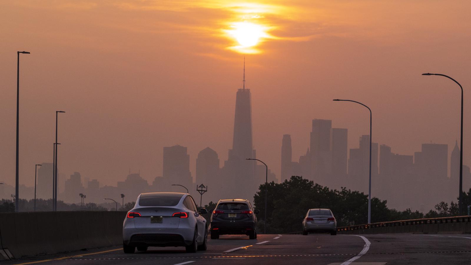 Haze and smoke from the Canadian wild fires