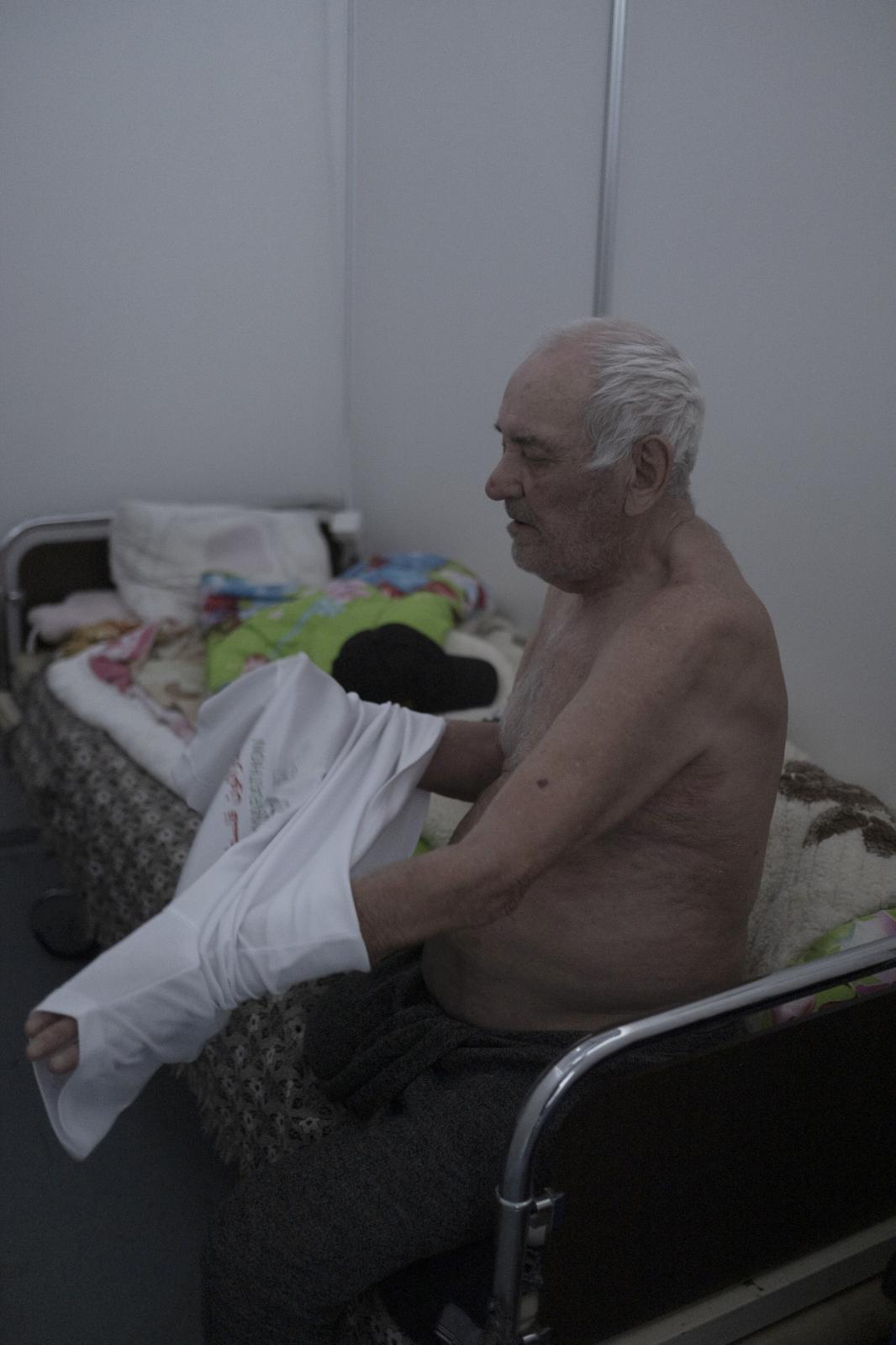 Two wars - Ukrainian veterans of the WWII now refugees in Moldova - 