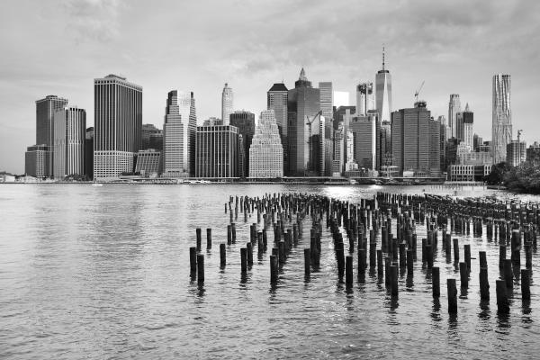 MANHATTAN SKYLINE NEW YORK CITY NEW YORK BLACK AND WHITE | Buy this image