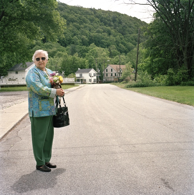 Art and Documentary Photography - Loading 34laurenhermele_thelaststop.jpg
