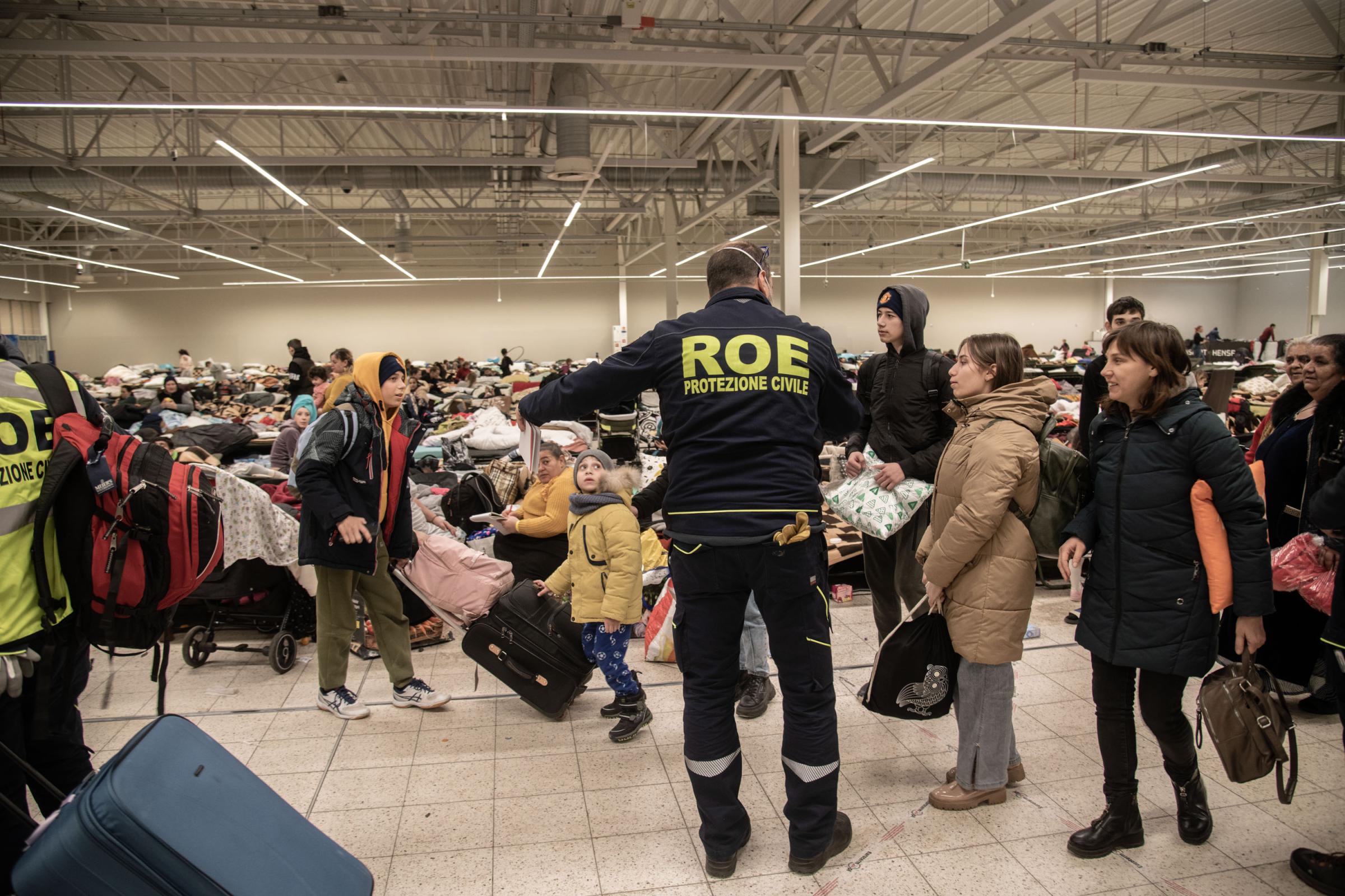 Przemsyl - Milan - From Milan to refugee centers in Poland on the border with Ukraine