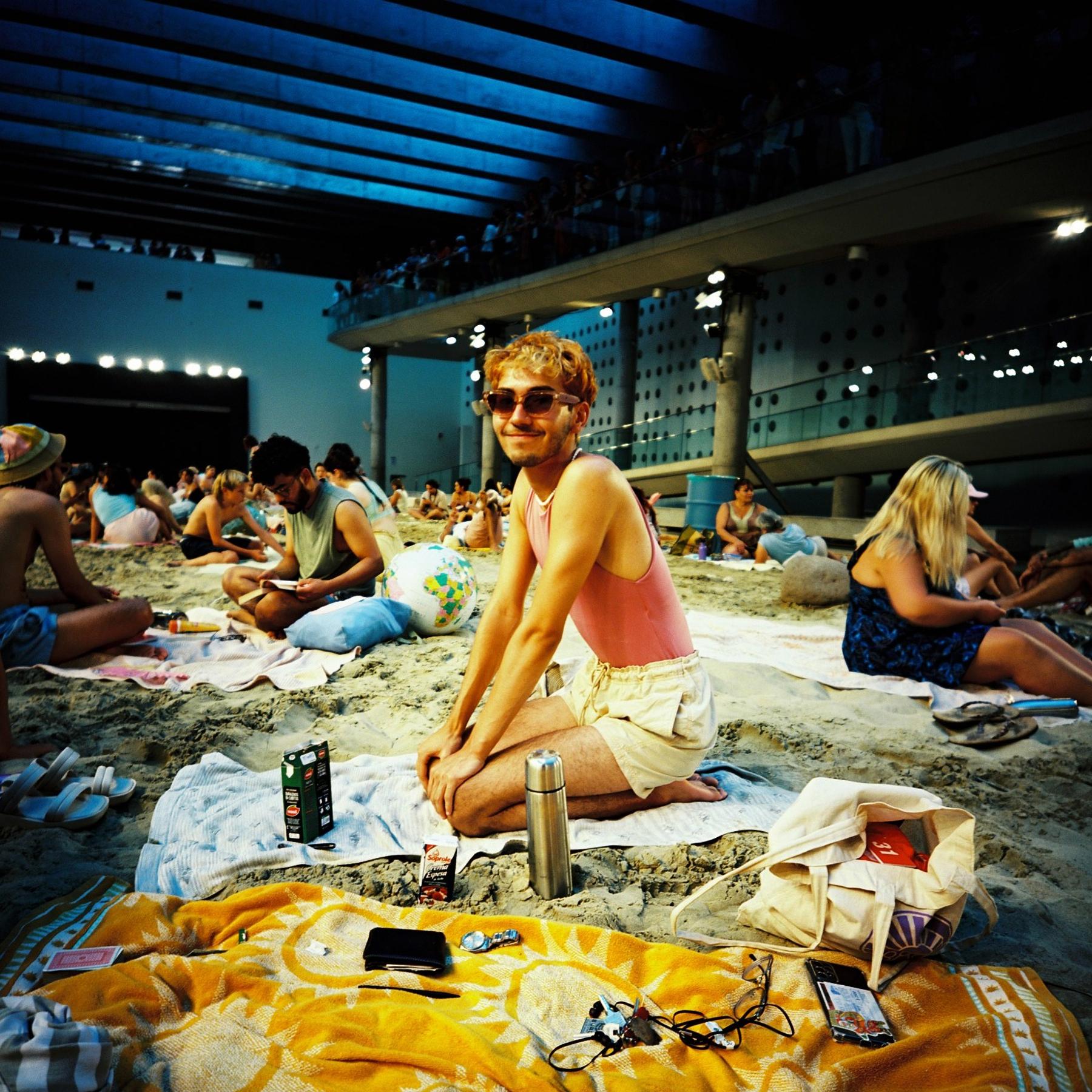 Art and Documentary Photography - Loading 202301_sun_sea_web__pablohassmann_5.jpg