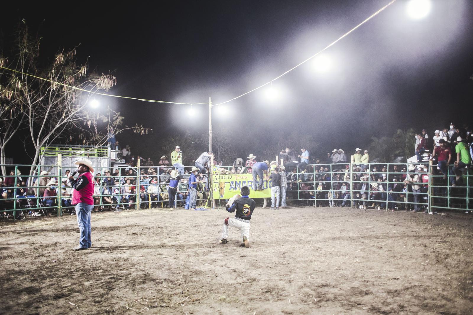 Jaripeo migrante, the FMX group organized the fair of the first section of Tehuitzingo, Puebla,...