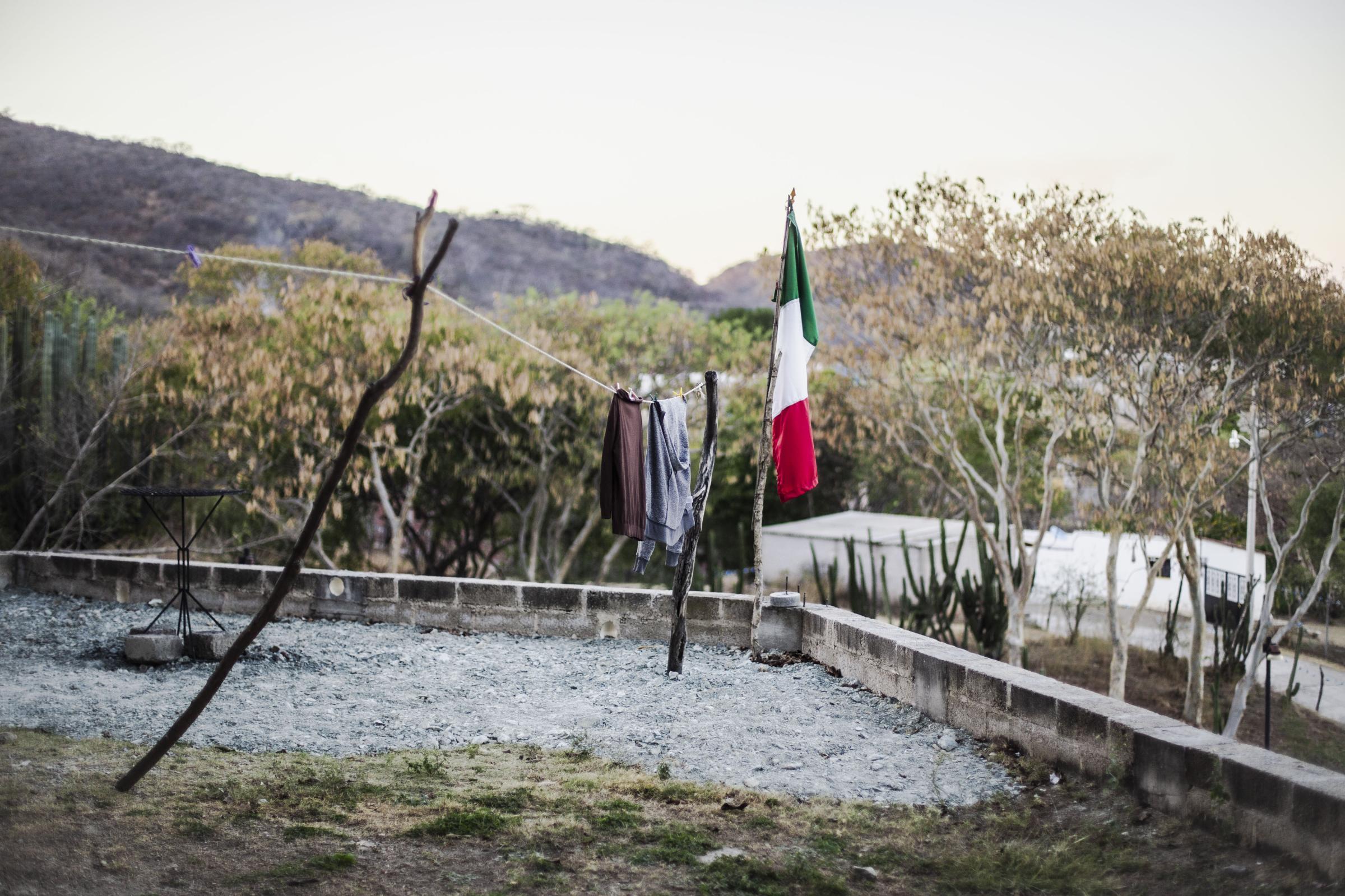 Bloomberg Businessweek - How a U.S. Remittance Windfall Saved Small Towns in Mexico