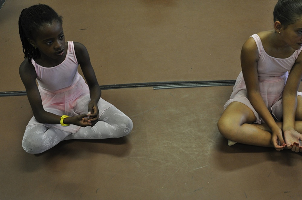 Dancers listen patiently to ins...rs at Dance For All, Cape Town.