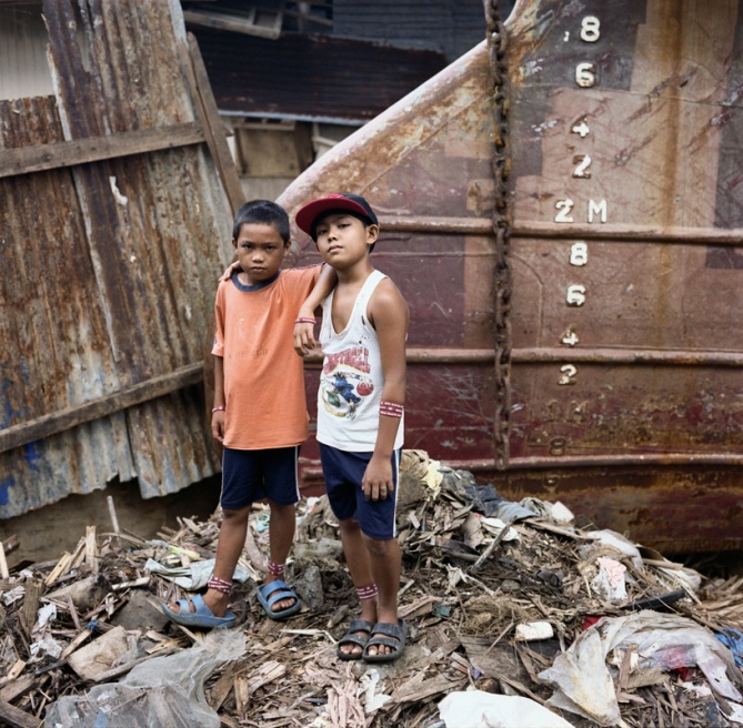 Girby (8) and Alvin (10), frien...ge in Tacloban. January 5, 2014