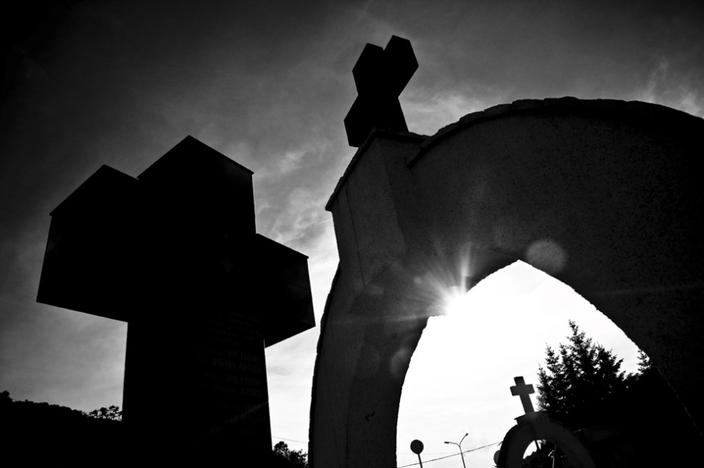 Art and Documentary Photography - Loading Spyra_Bosnia_Genocide_010.jpg