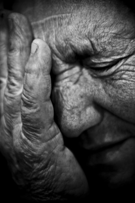 Art and Documentary Photography - Loading Spyra_Bosnia_Genocide_016.jpg