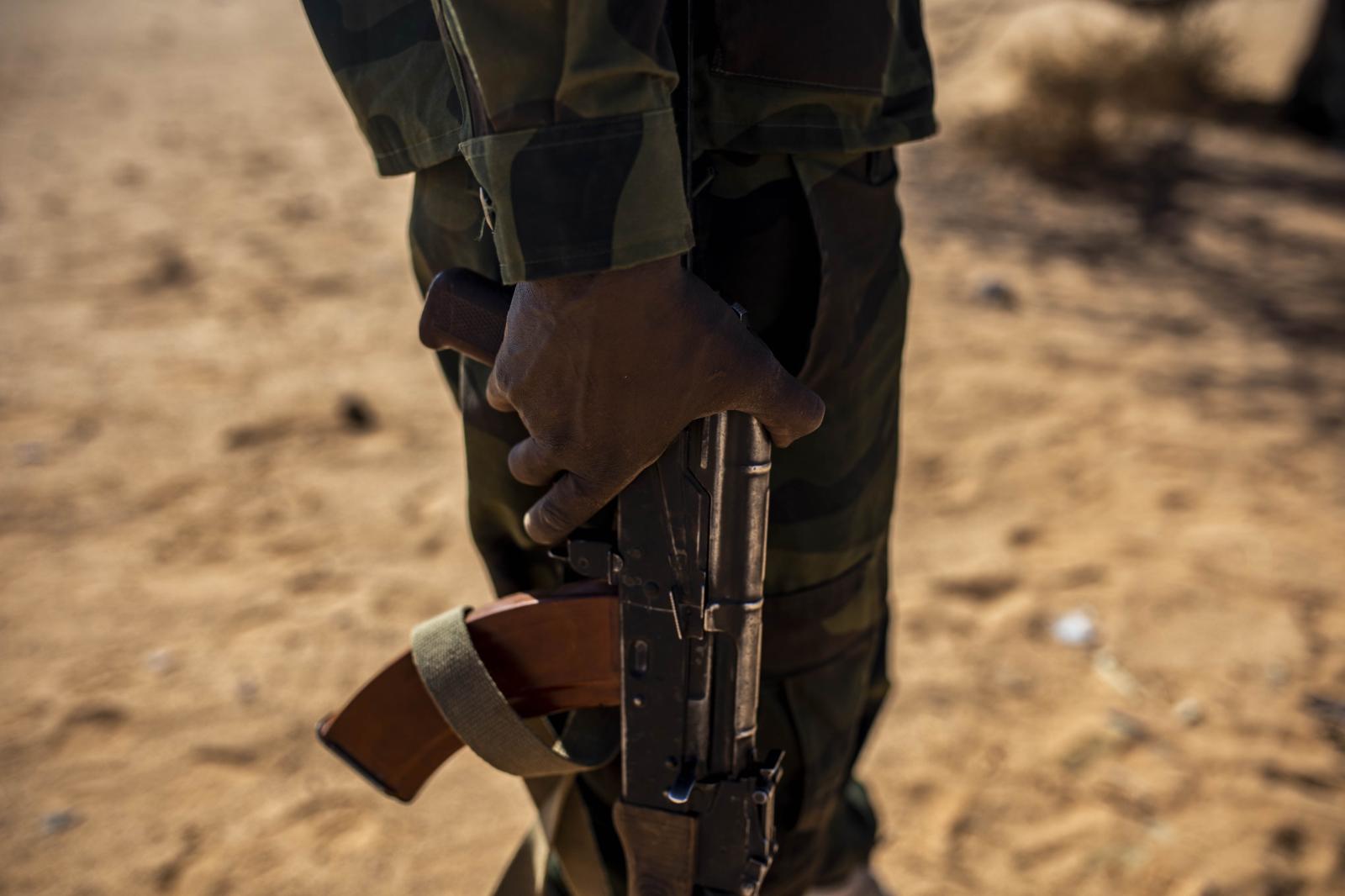Sahara - Saharaui Soldier of the 6 region of the Frente Polisario...