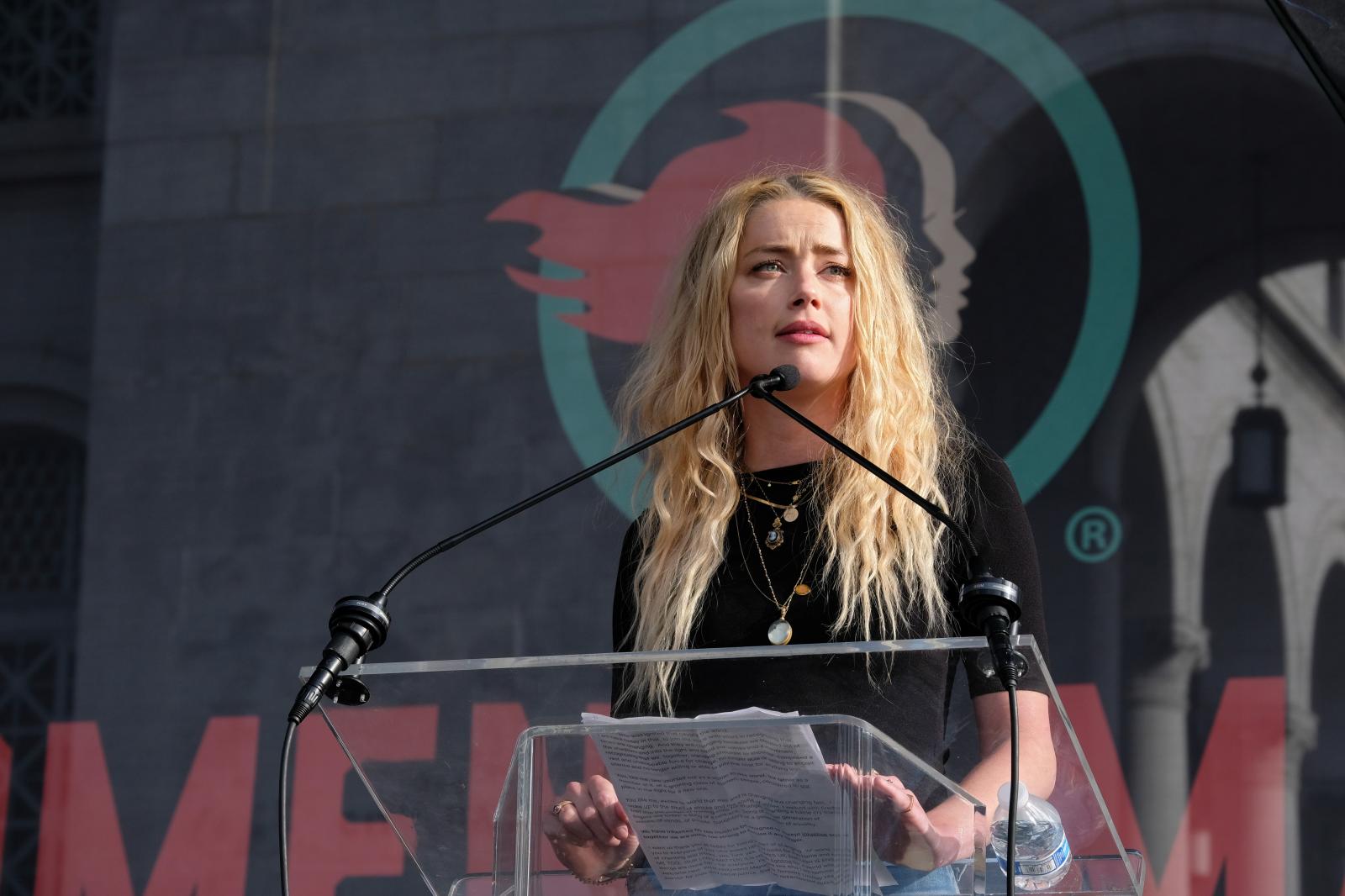 Image from REPORTAGE - LOS ANGELES, CALIFORNIA - JANUARY 18: Actress Amber Heard...
