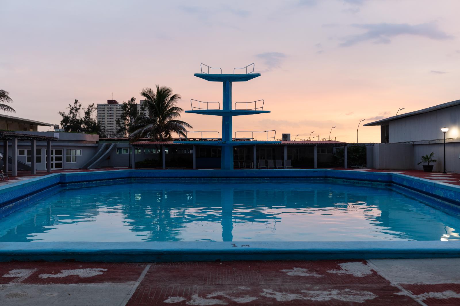 Riviera Hotel Pool and diving platform.