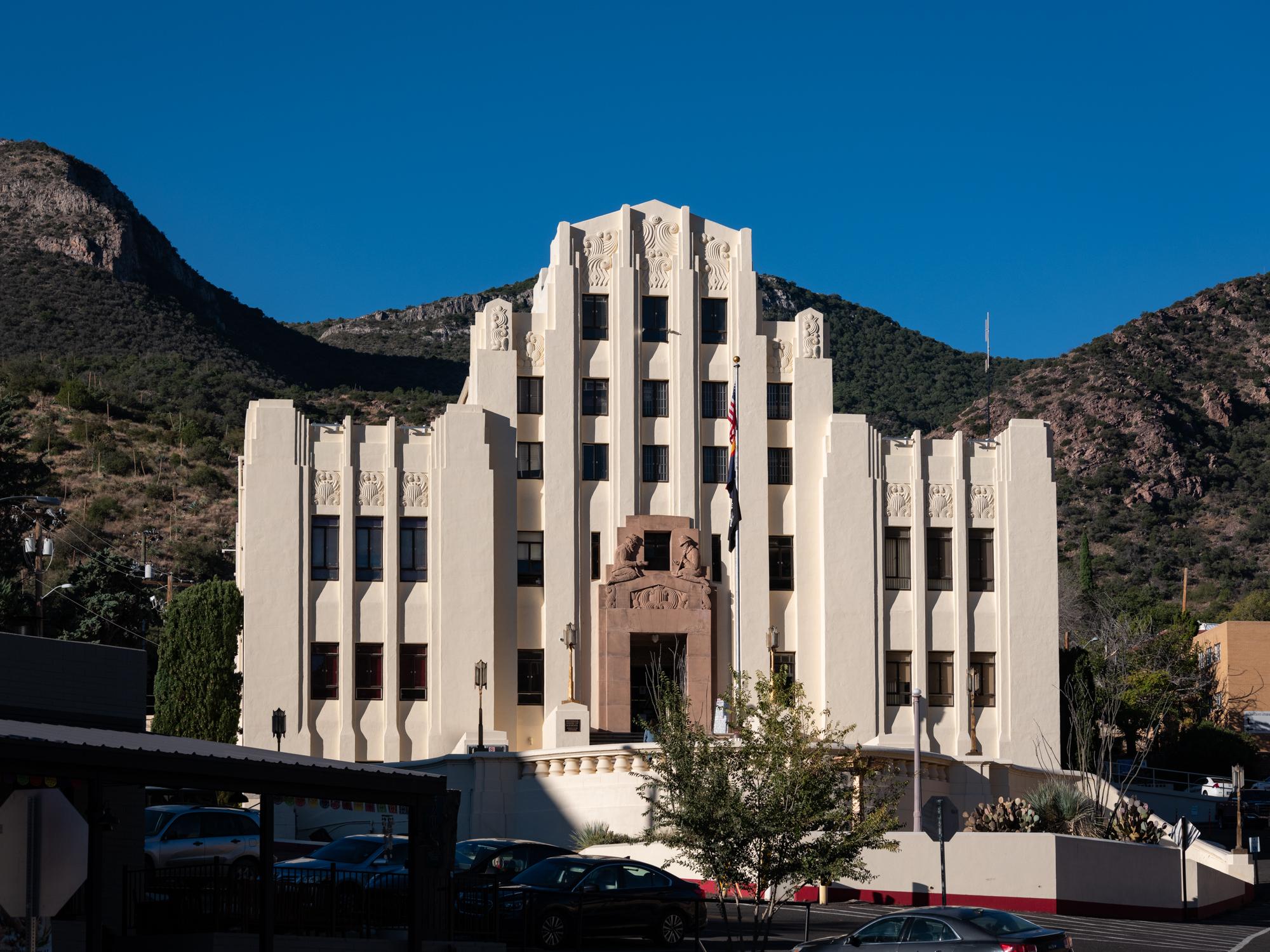 Social Media Migrant Smuggling - Bloomberg Businessweek - Superior Court in Cochise County. Bisbee, AZ.