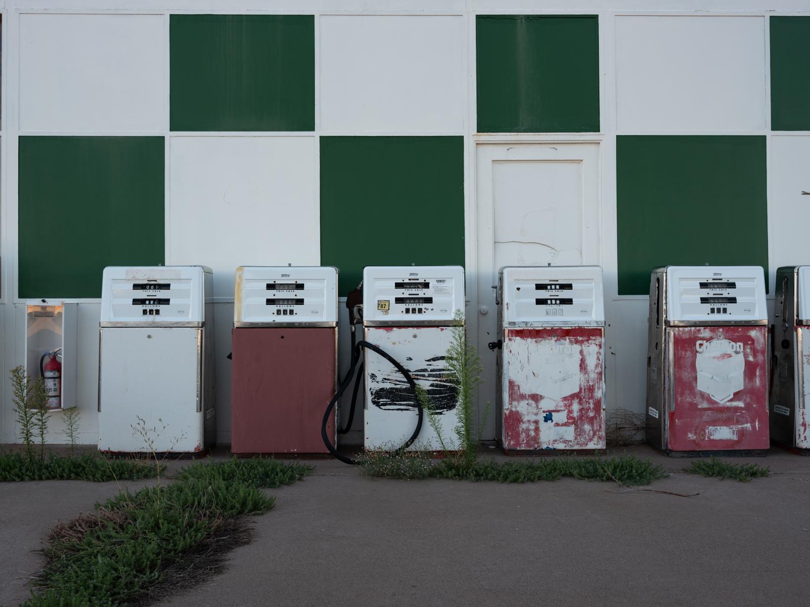Gas Station, Grand Canyon Caverns Inn | Buy this image