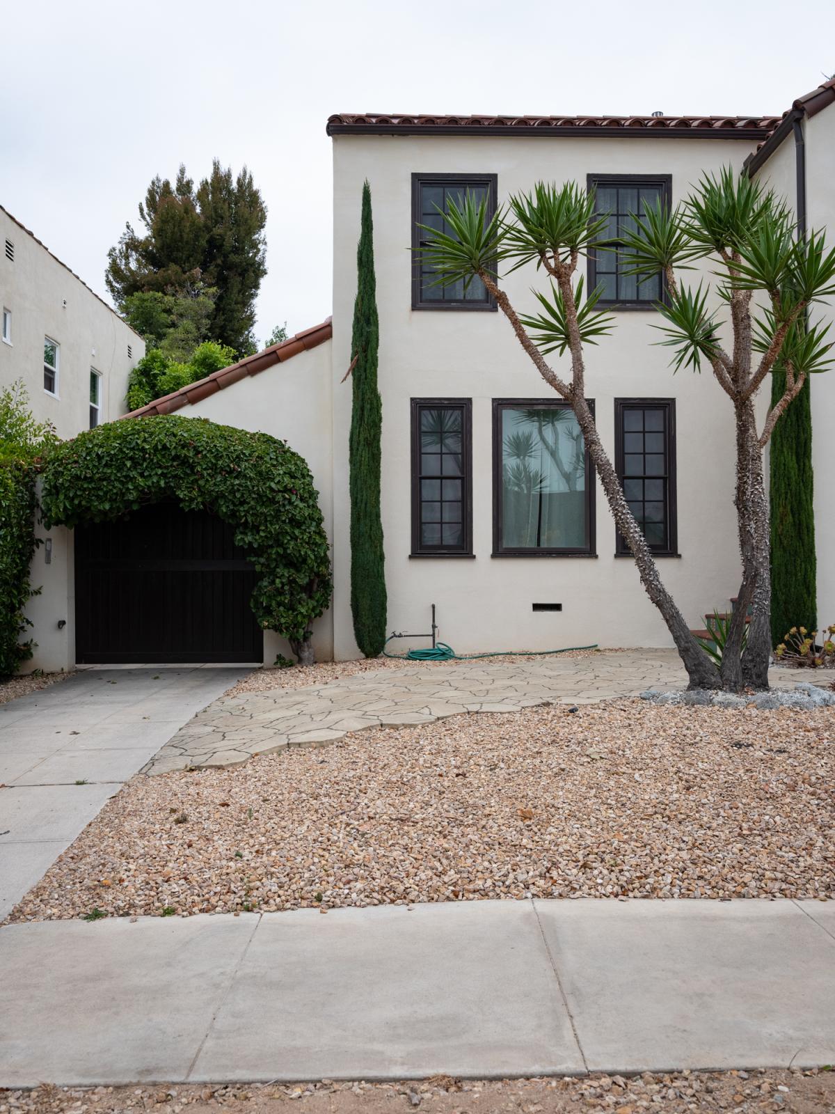 Water Cops - WSJ - A home in the mid-Wilshire neighborhood of Los Angeles,...