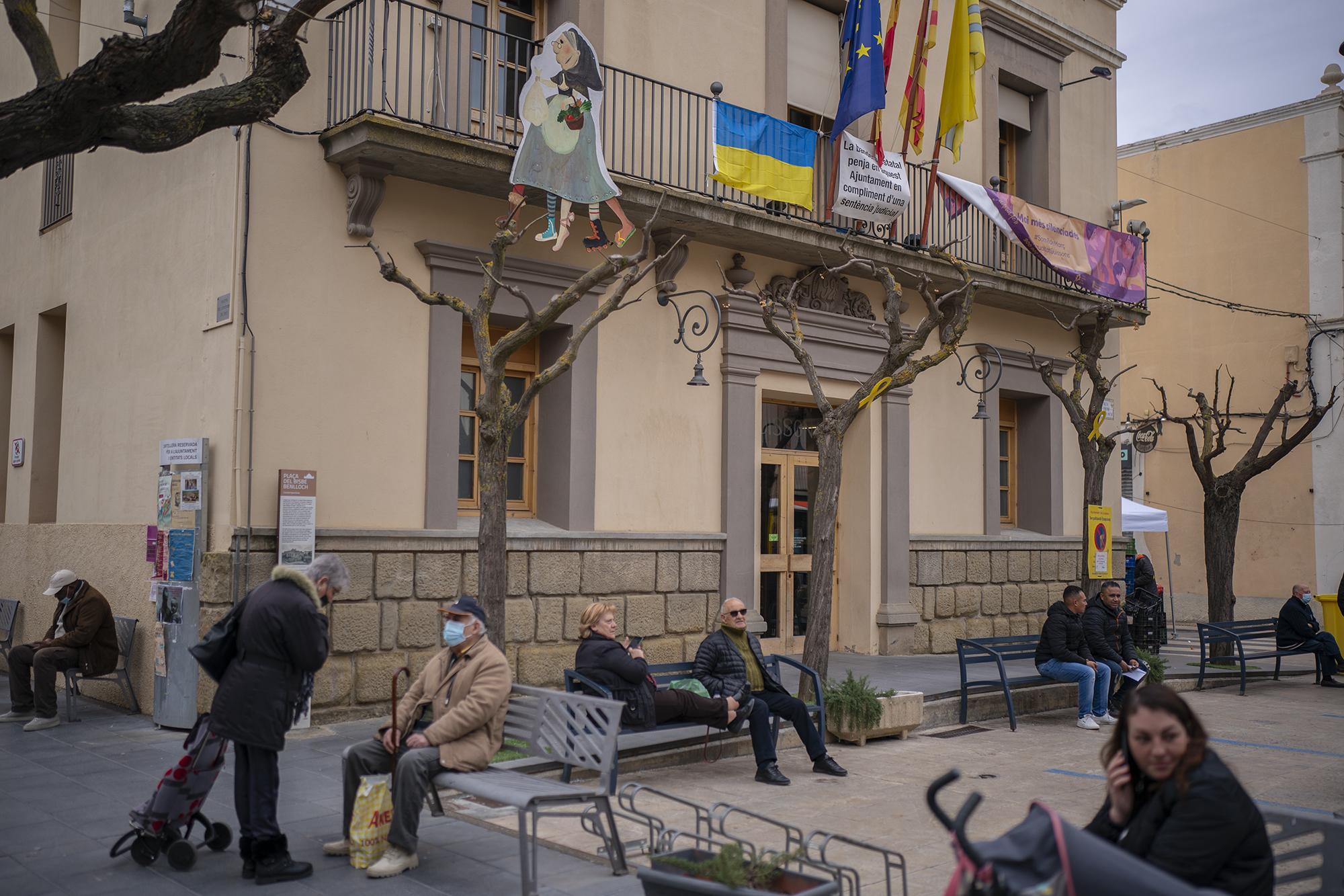 ''Little Ukraine'' Guissona - A Ukrainian flag is displayed on the Town Hall of the...