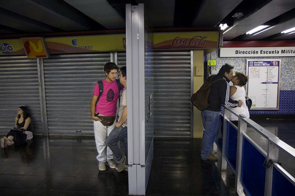 Parejas, Metro La CatÃ³lica