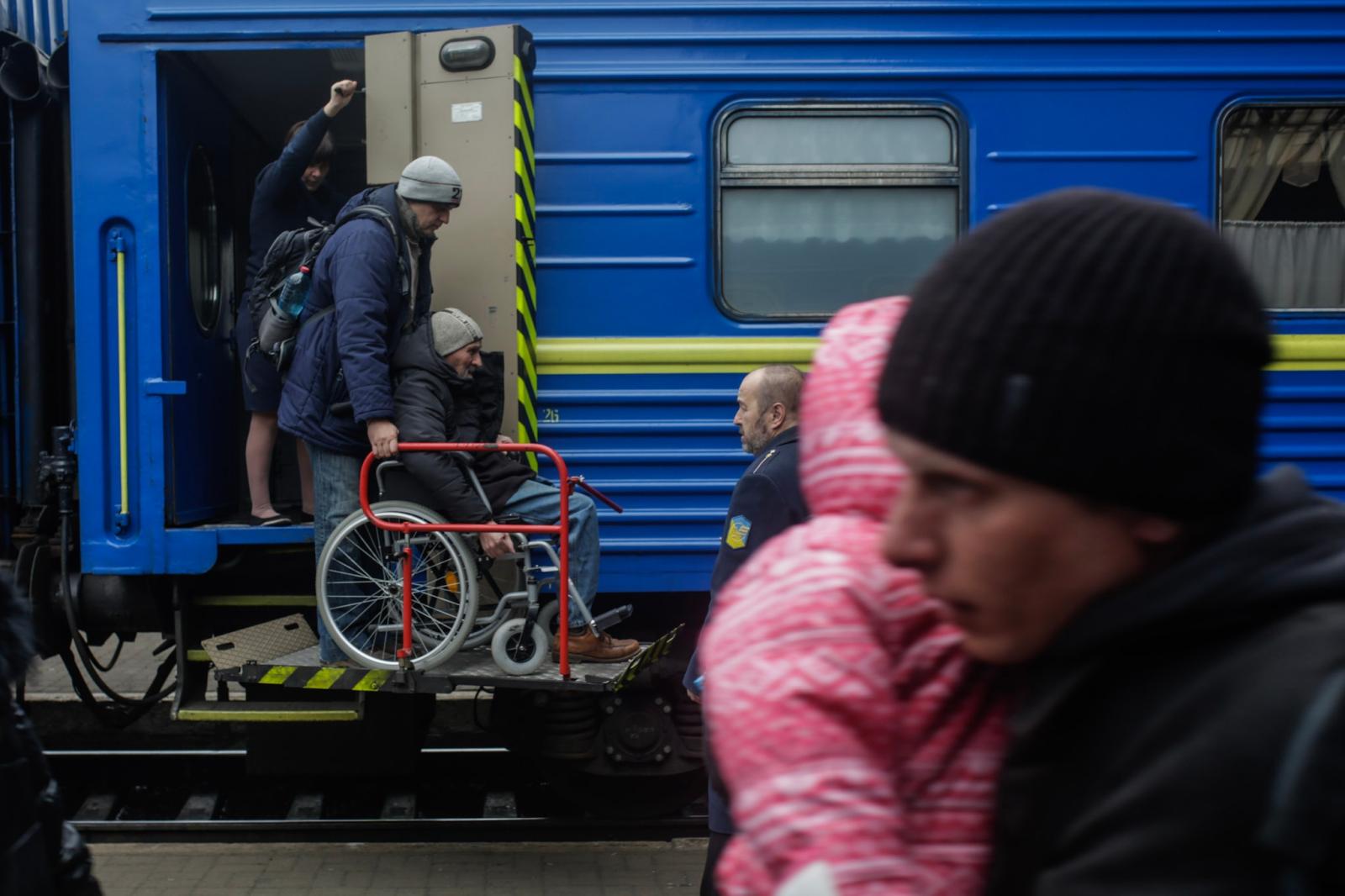Infotalqual Refugiados entre Ucrania y Polonia - 