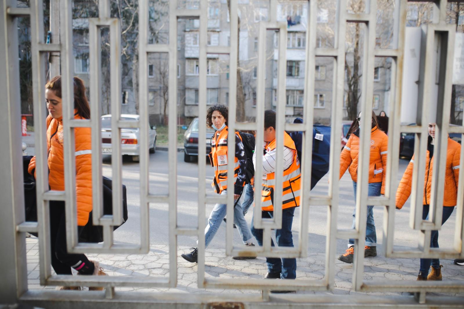 Anadolu/Getty - Law of retorn - March 26, 2022. Chișinău (Moldova) – volunteers from...