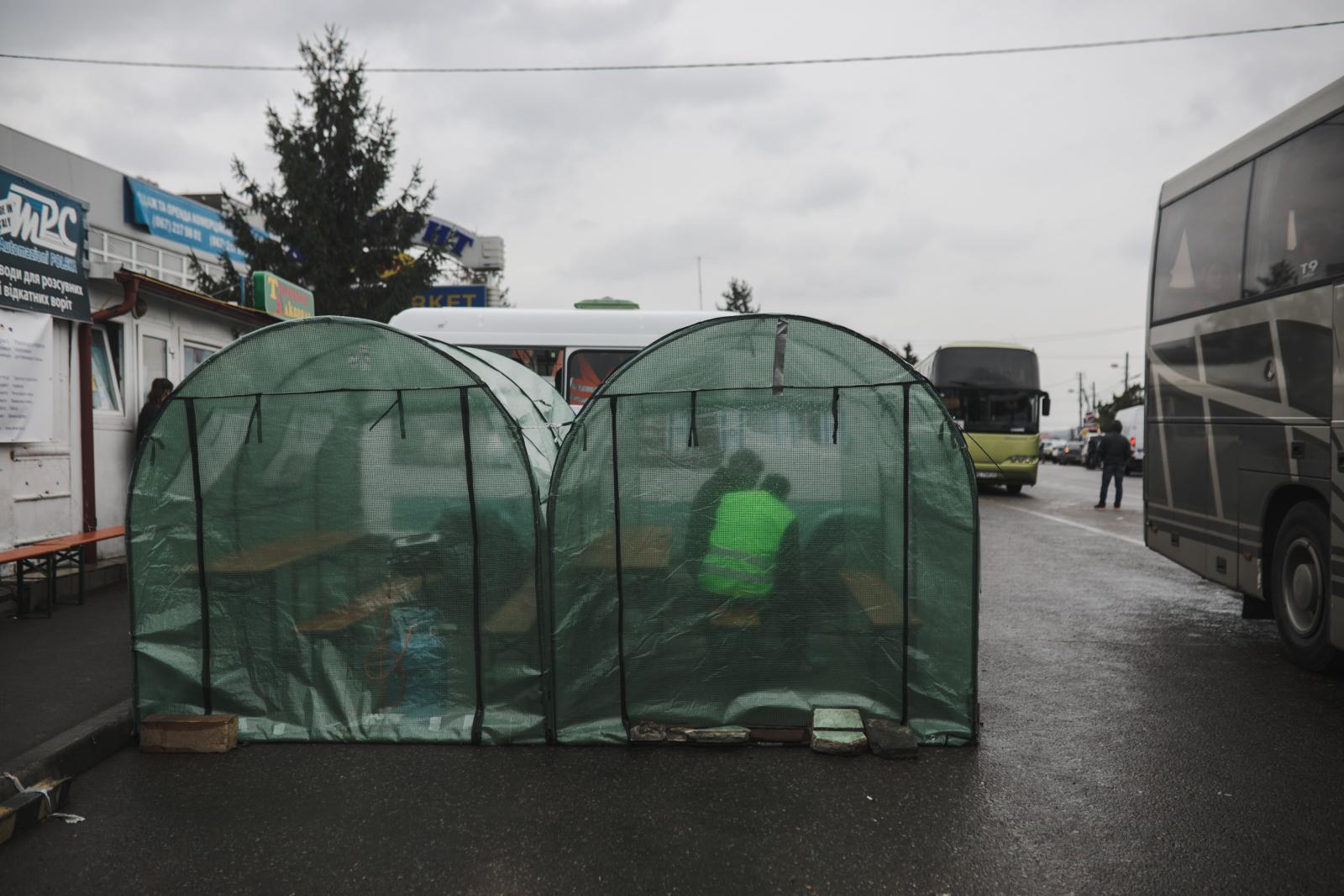 Anadolu/Getty - Russian attacks on Ukraine - Ukranian's refugees leave their loved ones on April 21,...
