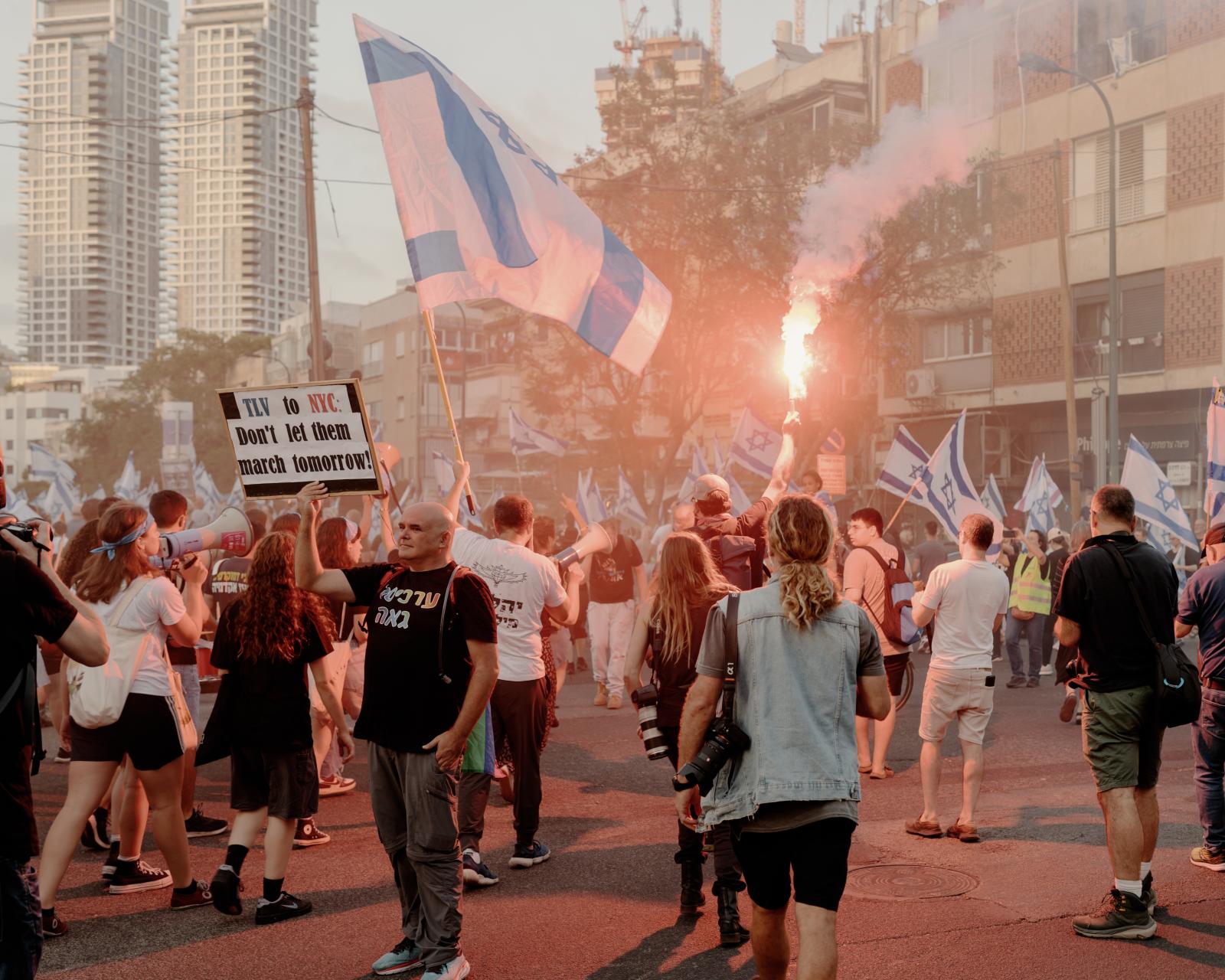 3 June 2023: Protesters against the judicial reforms in Tel Aviv. 