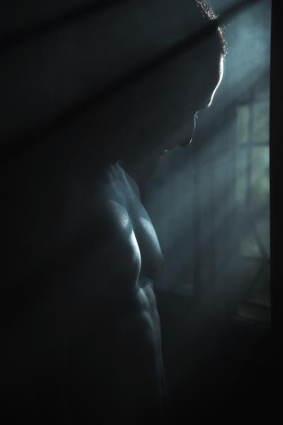 Ray on skin | Buy this image