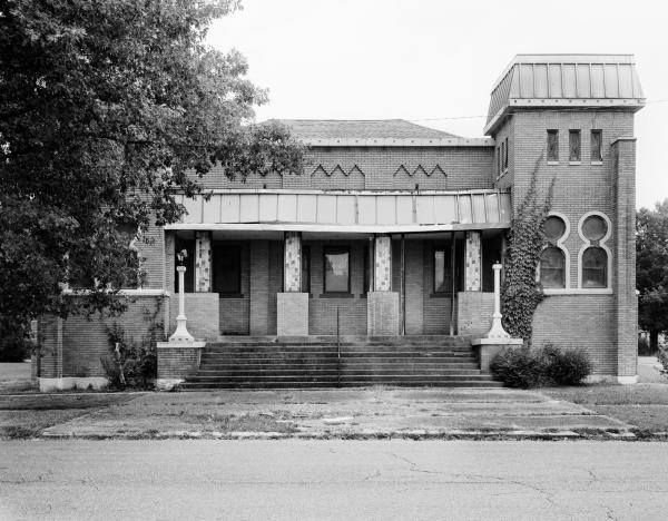 Image from שיר אינסופי/Infinite Poem - Former Temple Beth Israel, Clarksdale, Mississippi, 2023