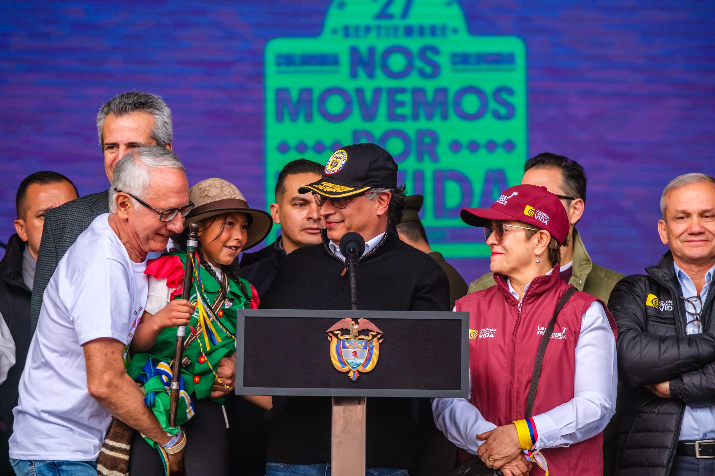 #23S Rally Bogota - Colombian President Gustavo Petro with a indigenous child...