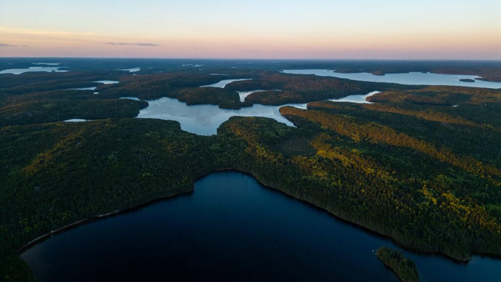Small lakes, big studies: what Ontario’s experimental lakes area teaches the world about water | The Narwhal