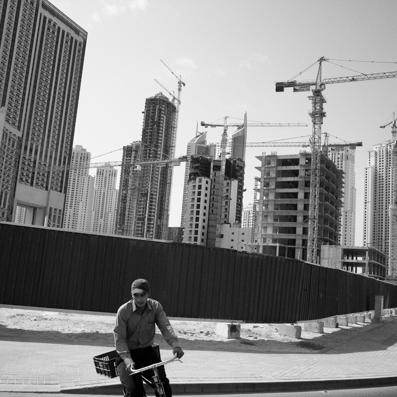 Innominate -  Construction at the Dubai Marina. 