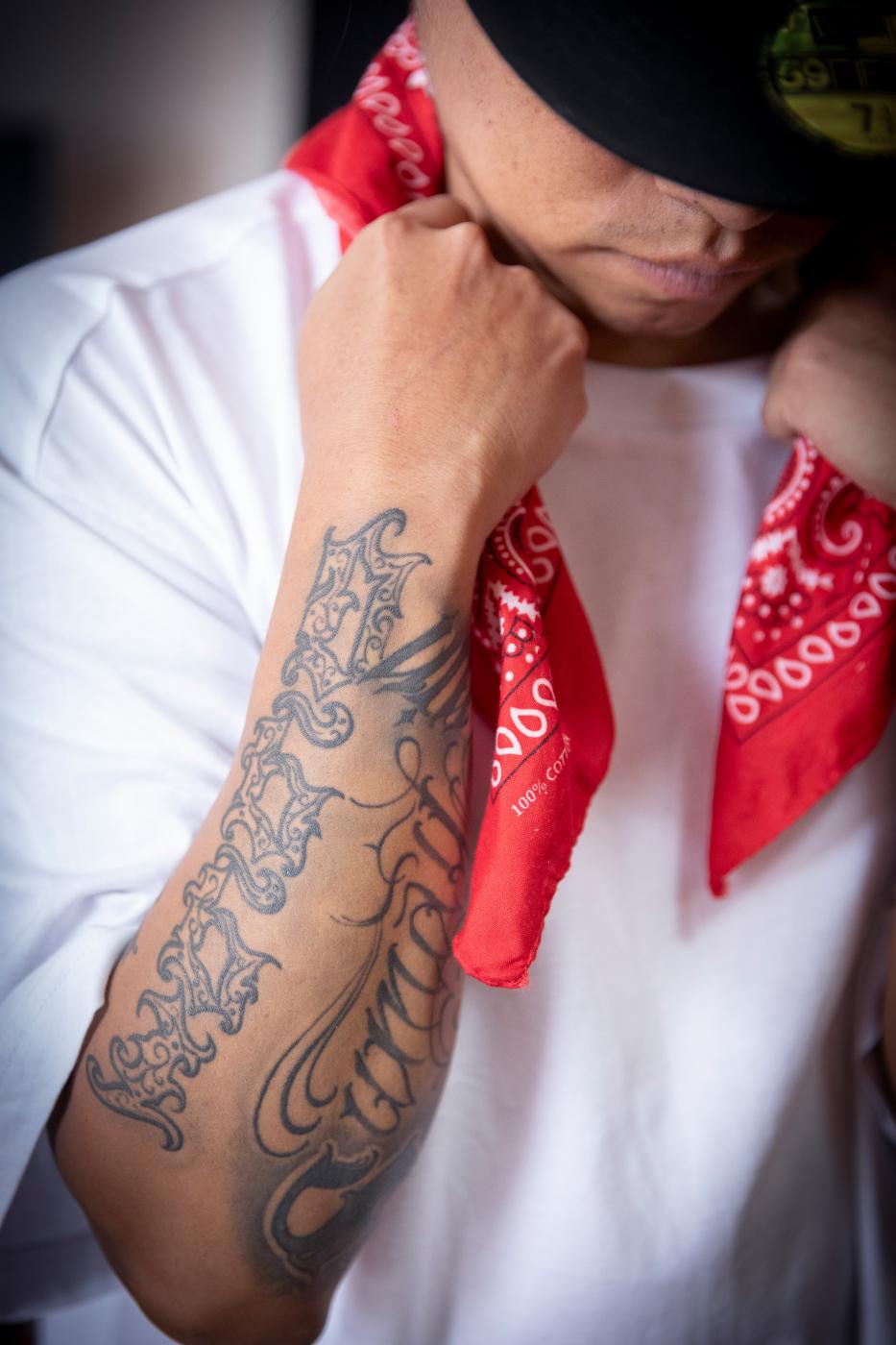 Tatuajes de Sumay Cachimuel (33...mbre de 2023. Foto: Karen Toro 