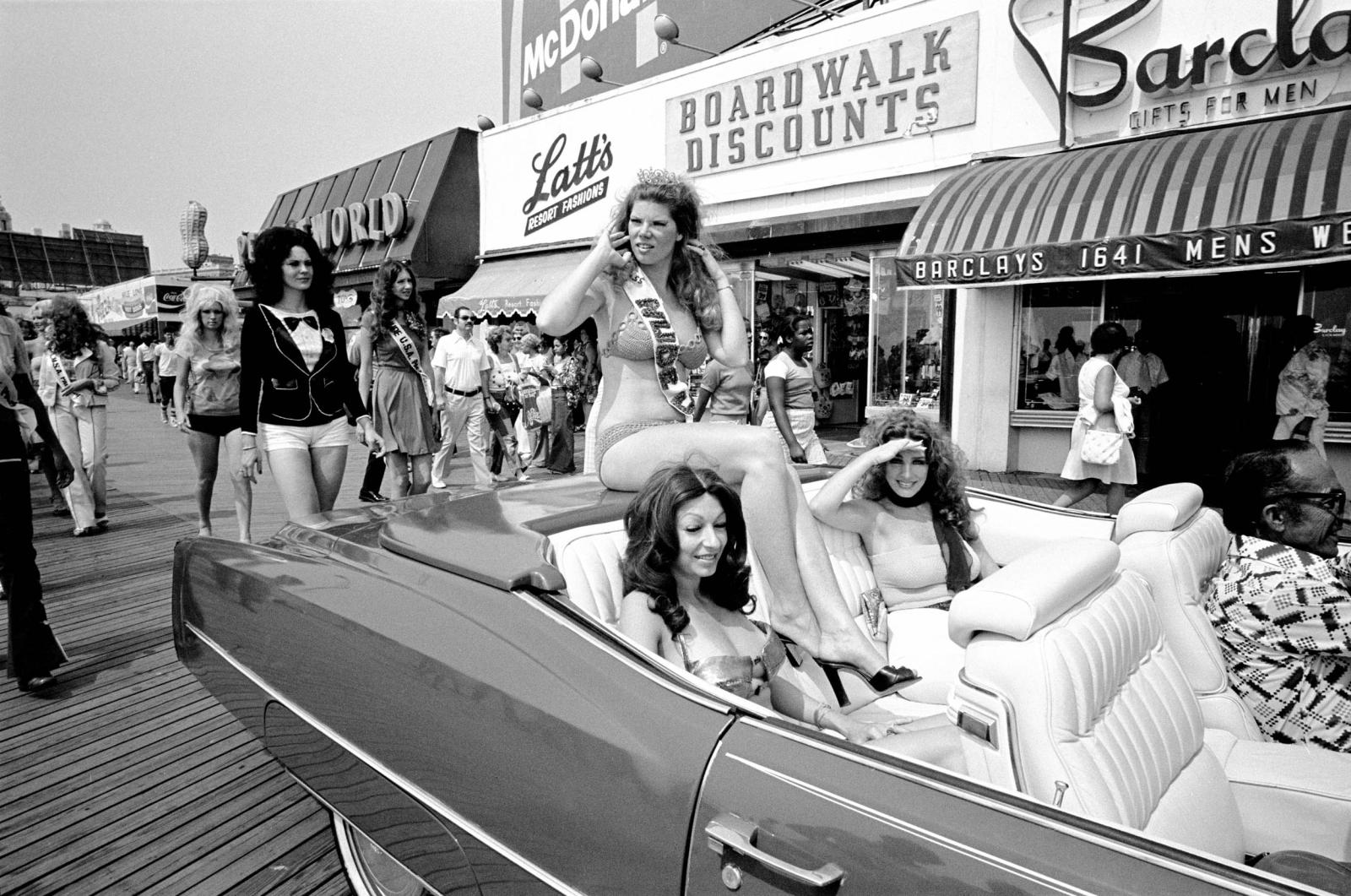 Miss Nude USA, Atlantic City, N... Susan Meiselas / Magnum Photos