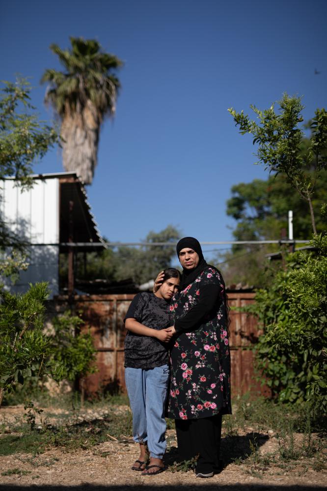 Image from PORTRAITS  -  Suheir Hamduni and Rimas (R-L)  for NZZ