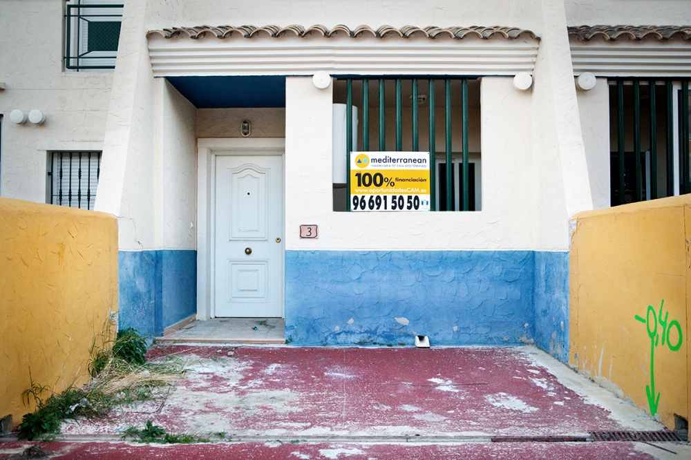 Chronicles of the Crisogene Era -  House For sale by the now defunct Caja de Ahorros del...