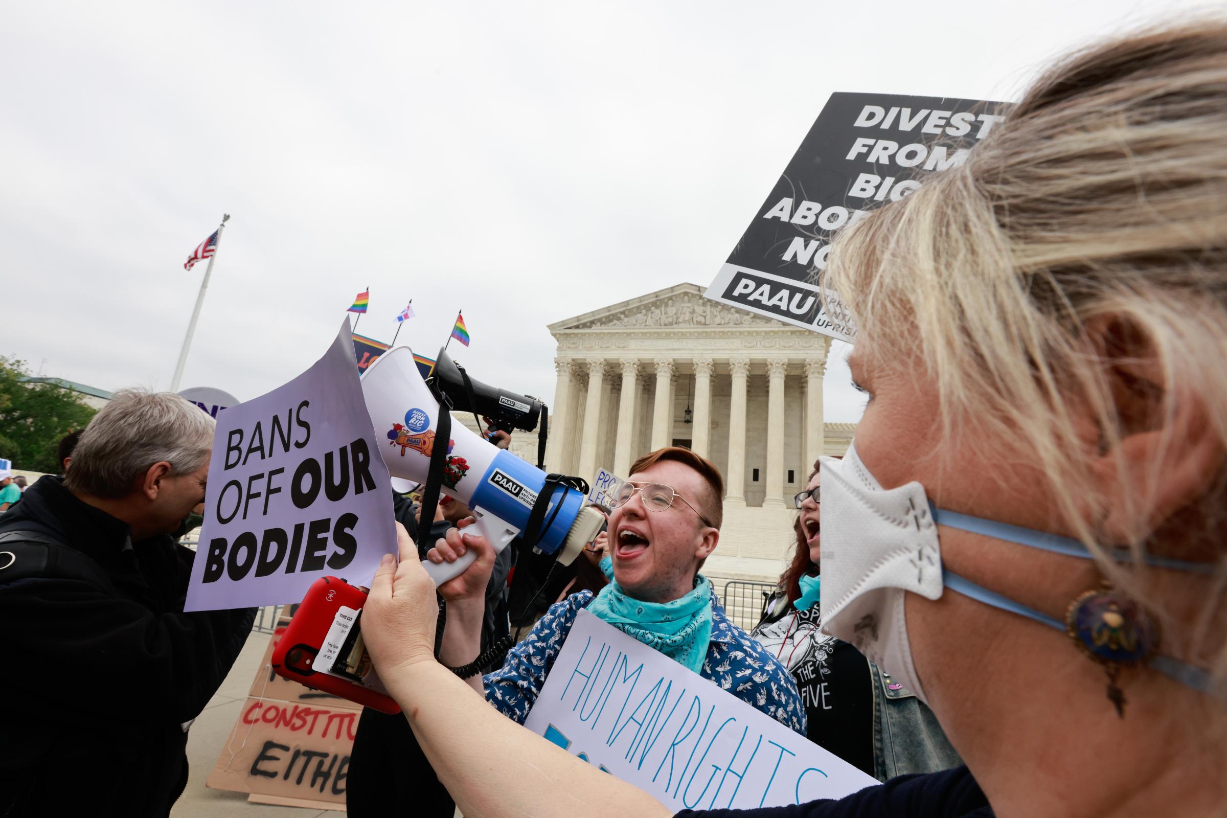 Roe v. Wade Overturned - Pro-choice tight protestors confront Anti-abortion...