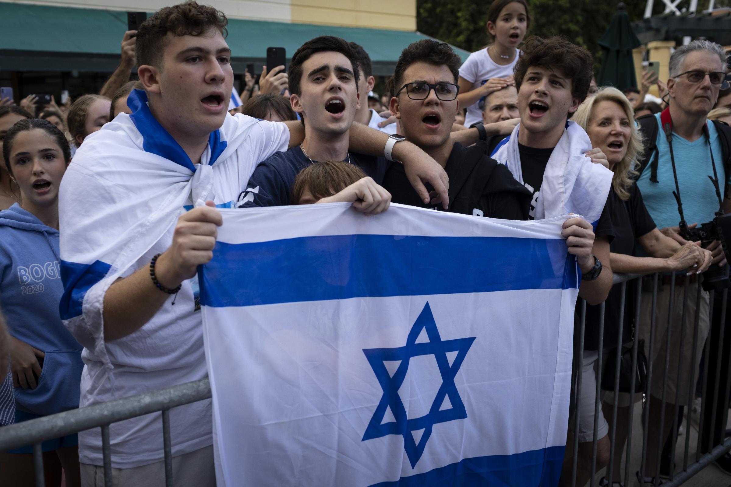 Pro-Israel demonstrations in South Florida - People attend a gathering in support of Israel in...