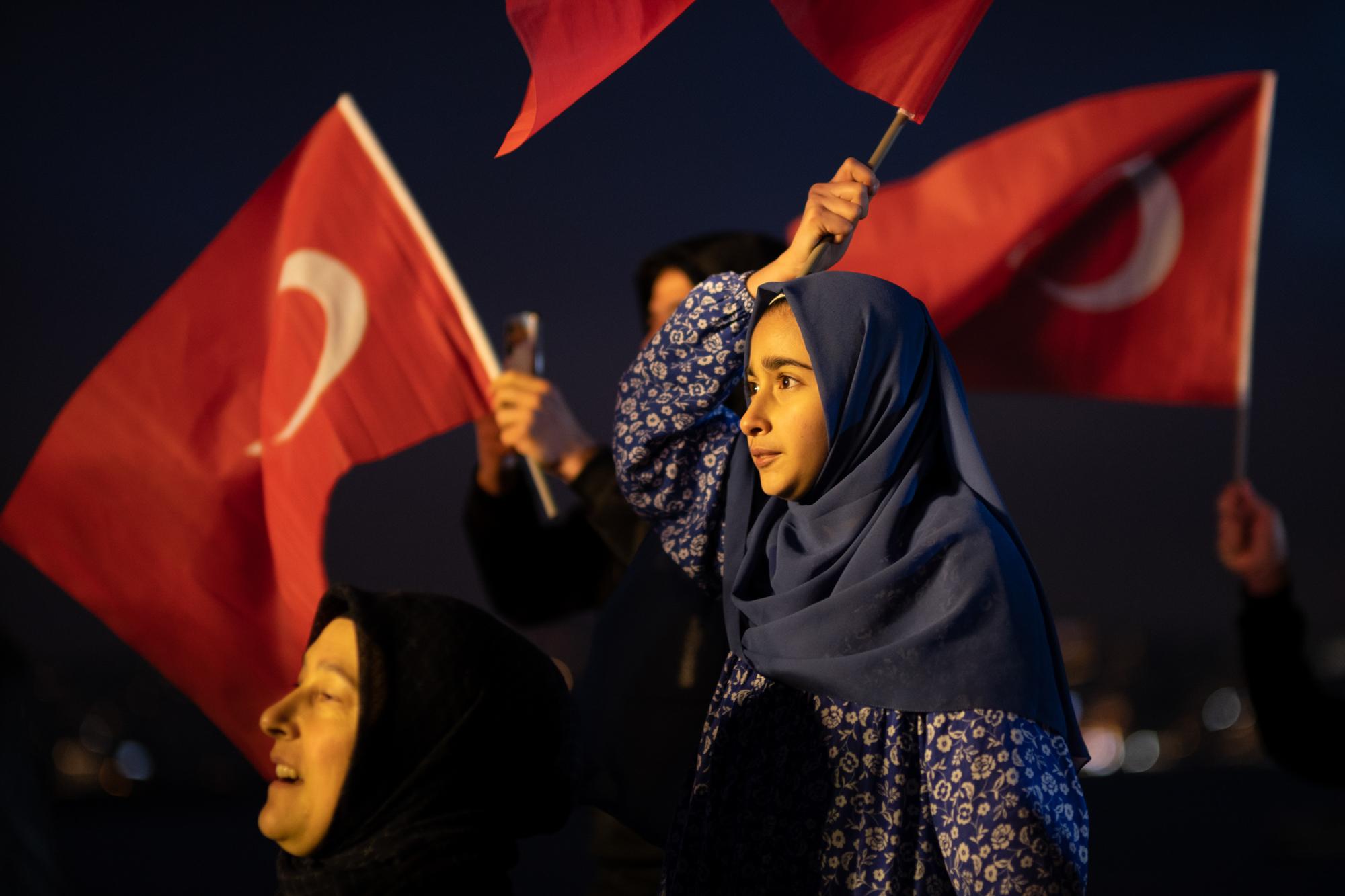General elections in Turkey - 2023 - Turkey, Istanbul, 2023-04-17. Thousands of people came to...