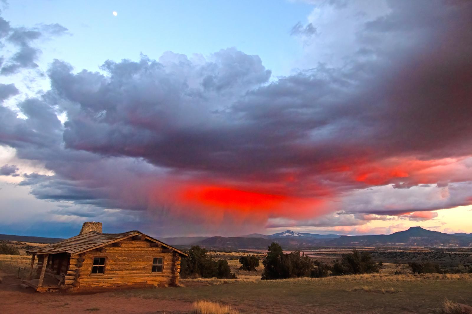 Unique Orange Virga after a storm at Ghost Ranch, NM 