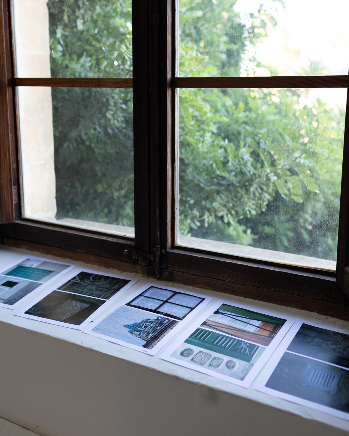 Artist Paula Valdeón working at LA BIBI + REUS residency in Mallorca