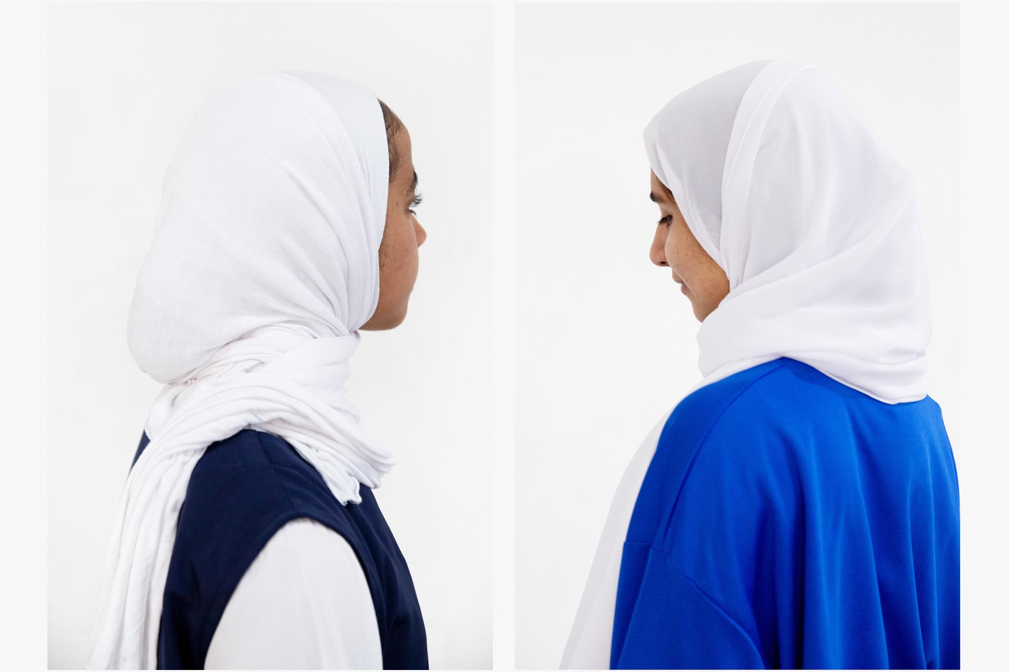 Young Oman - Oman, Muscat. Pupils of a girl school in their uniform  