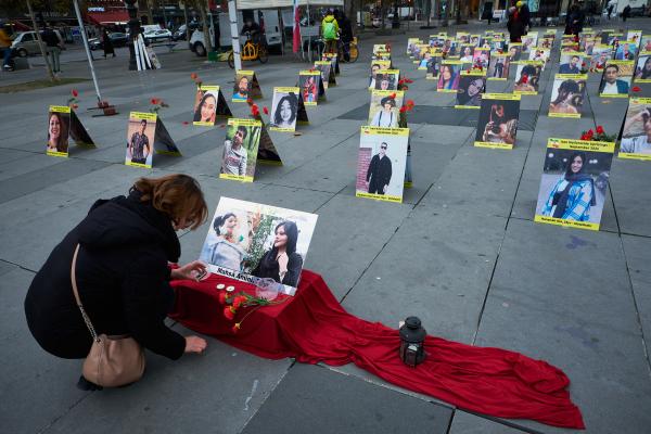Killed Iranians remembered in Paris | Buy this image