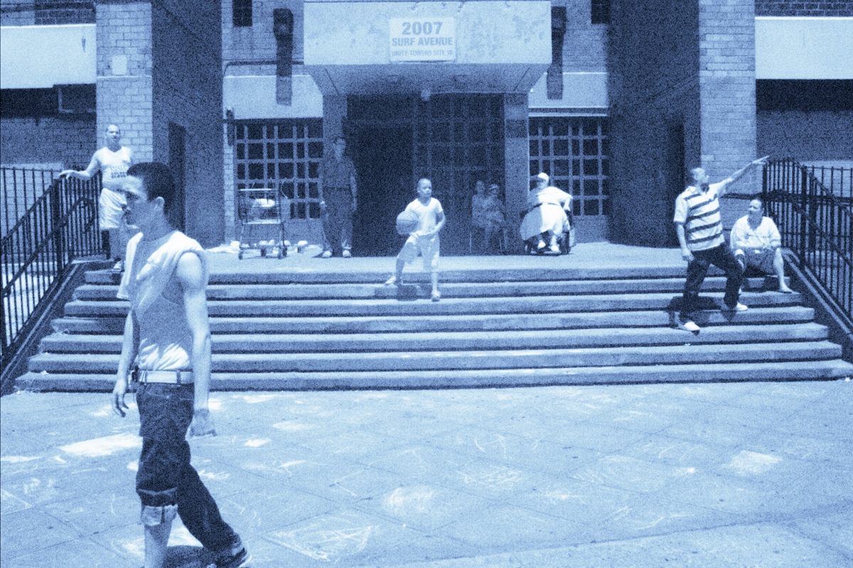 Art and Documentary Photography - Loading mwebster_mermaidDay_2013.04.jpg