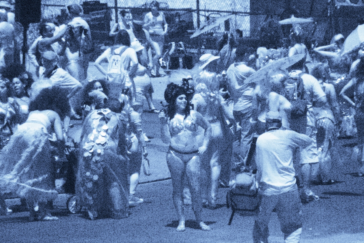 Art and Documentary Photography - Loading mwebster_mermaidDay_2013.08.jpg