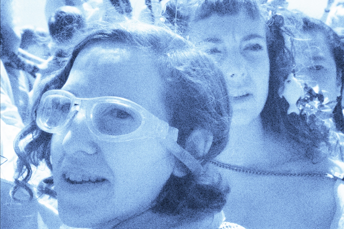 Art and Documentary Photography - Loading mwebster_mermaidDay_2013.23.jpg