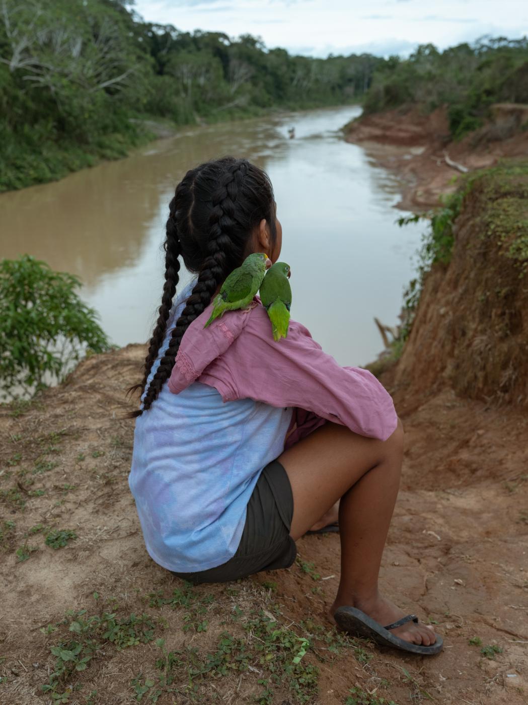 Nueva Oceania community, Novemb...he community and ask for food. 