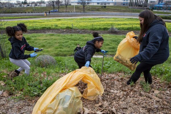 Image from Bay Area Work - (L-R) Gabriela Bass, 6, Melania Bass, 10, and Crystal...