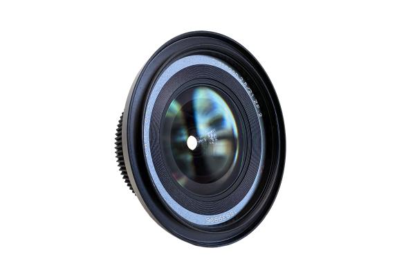 Image from Lenses - Carl Zeiss Distagon 21mm f2.8 ZF2 & 95mm front / 0,8...