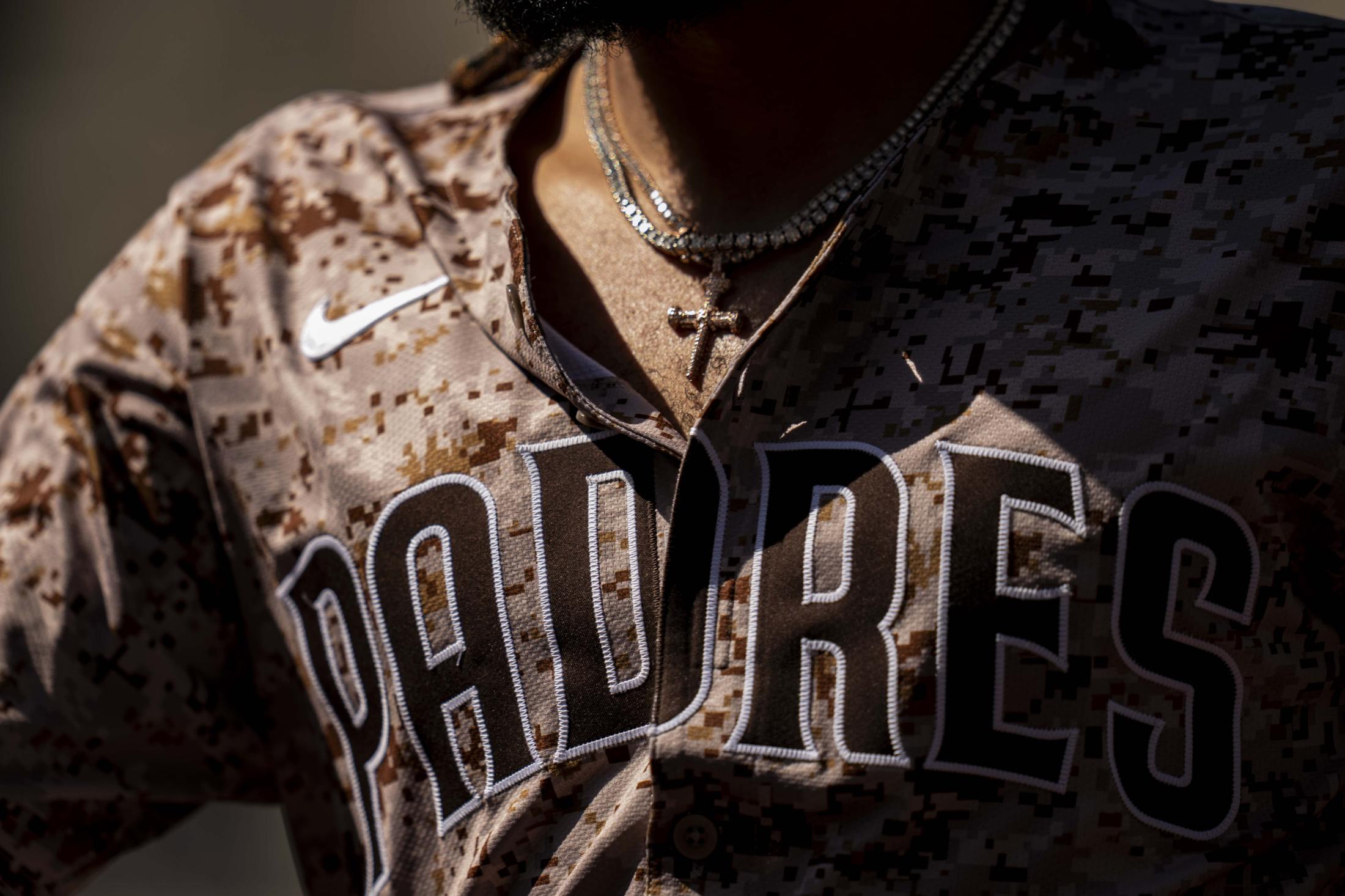 SAN DIEGO, CALIFORNIA - APRIL 1...Padres) San Diego United States
