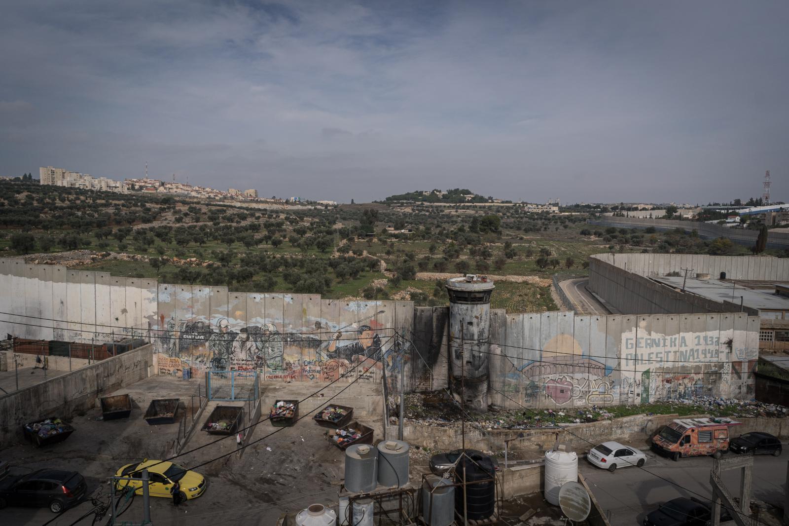 Israel, an announced war - View of the wall separating Israel and the West Bank in the Aida refugee camp, in Bethlehem,...